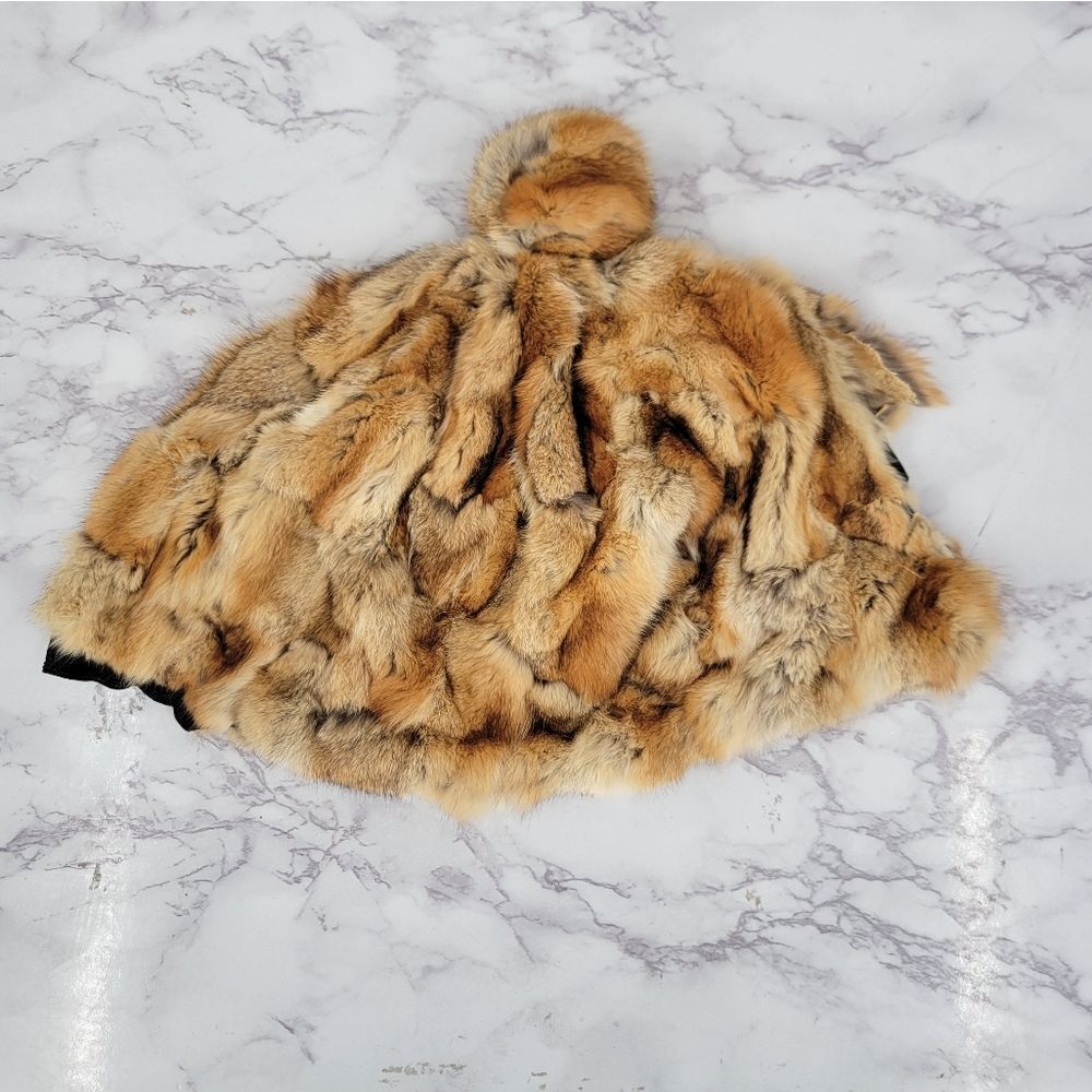 Genuine Fur Toboggan Beanie Hat LARGE HOLE NEEDS REPAIR OR FOR UPCYCLE